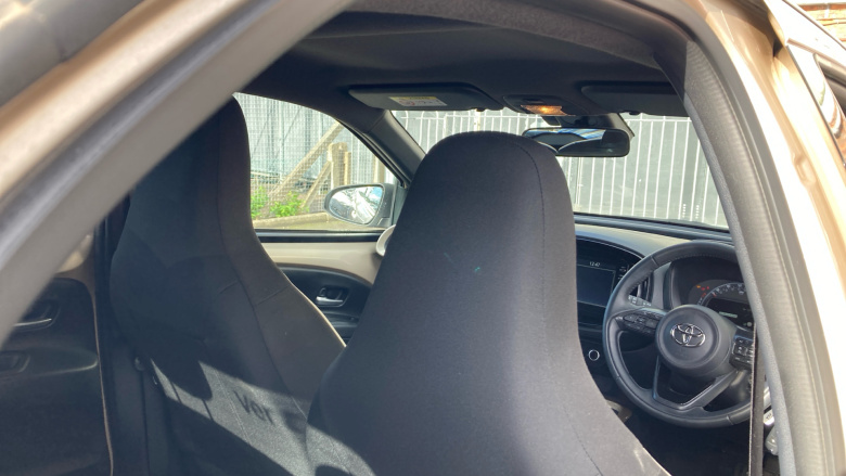 Toyota Aygo X 1.0 VVT-i Edge 5dr Auto [Parking] Petrol Hatchback